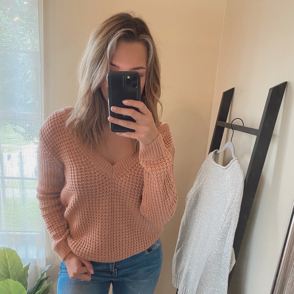 Forever 21 pink crochet sweater